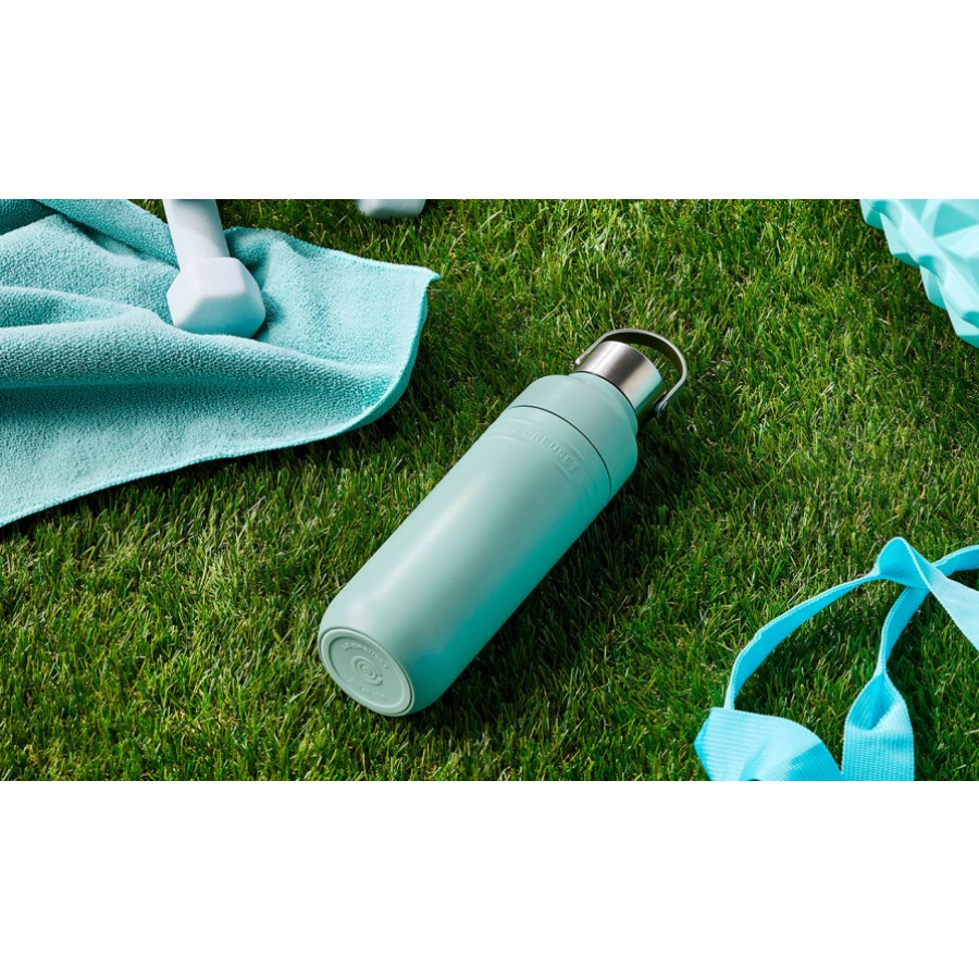 additioanl image for  Le Creuset On the Go Bottle Sea Salt 1 L 